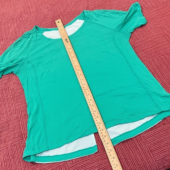 lululemon athletica women’s vintage (fit is large)Green Striped Short Sleeve Tee - Picture 7 of 12